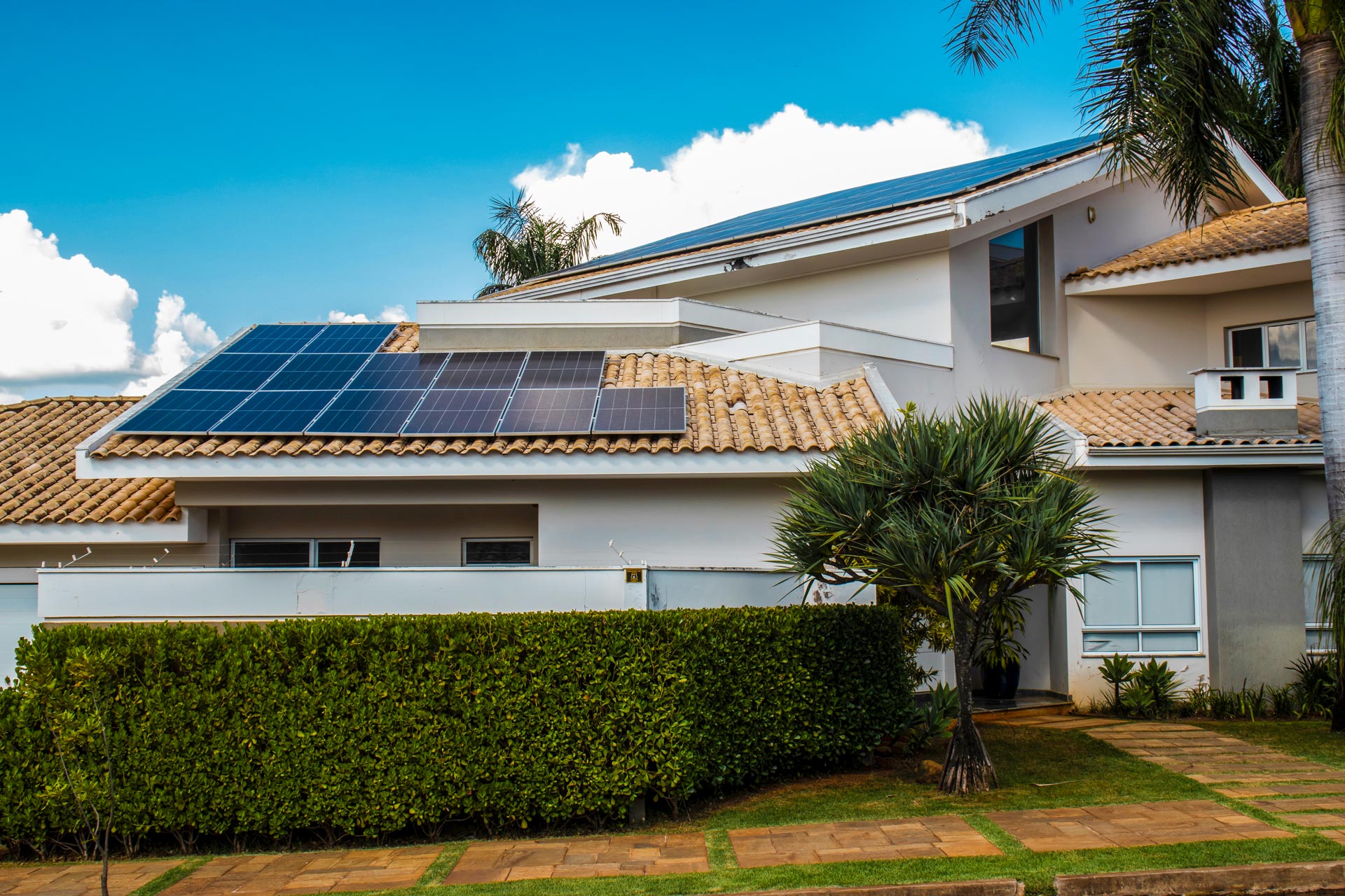 Energia Solar Fotovoltaica: Investimento Inteligente para sua Residência